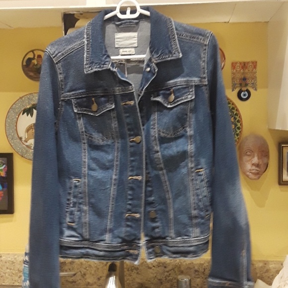 Women's handpainted lion denim jacket - Picture 5 of 5